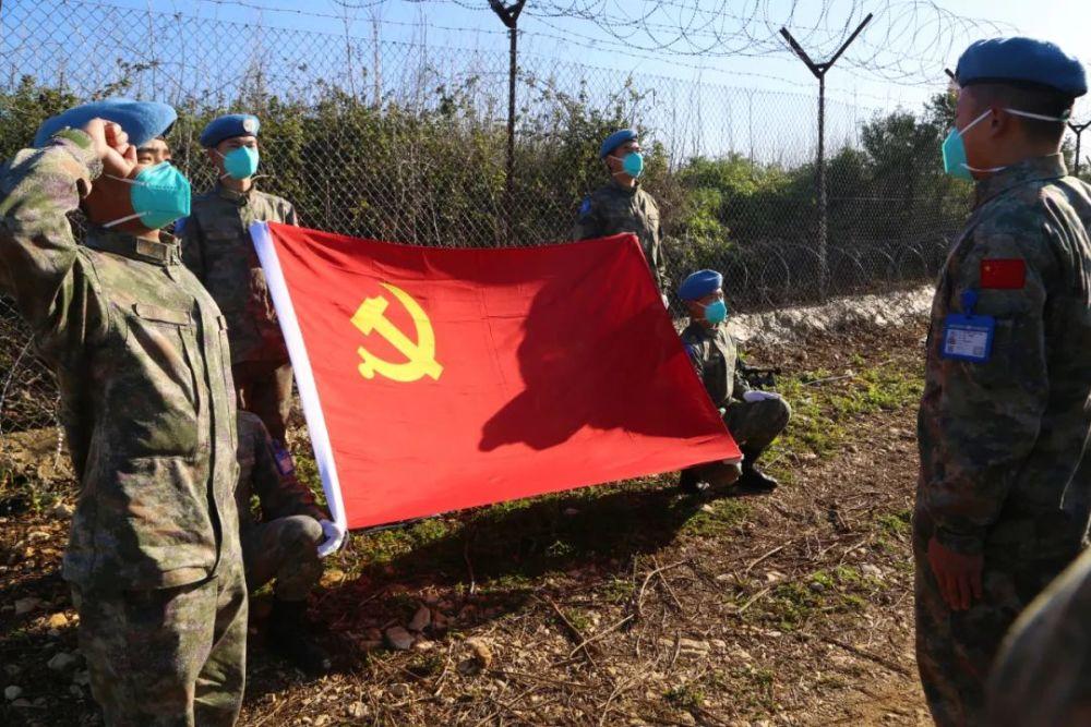 逃出林中村